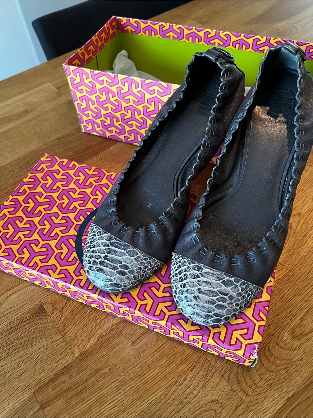 Tory Burch Leather Grey Leather Ballet Flats Snakeskin Effect Cap Toe Sz 8.5